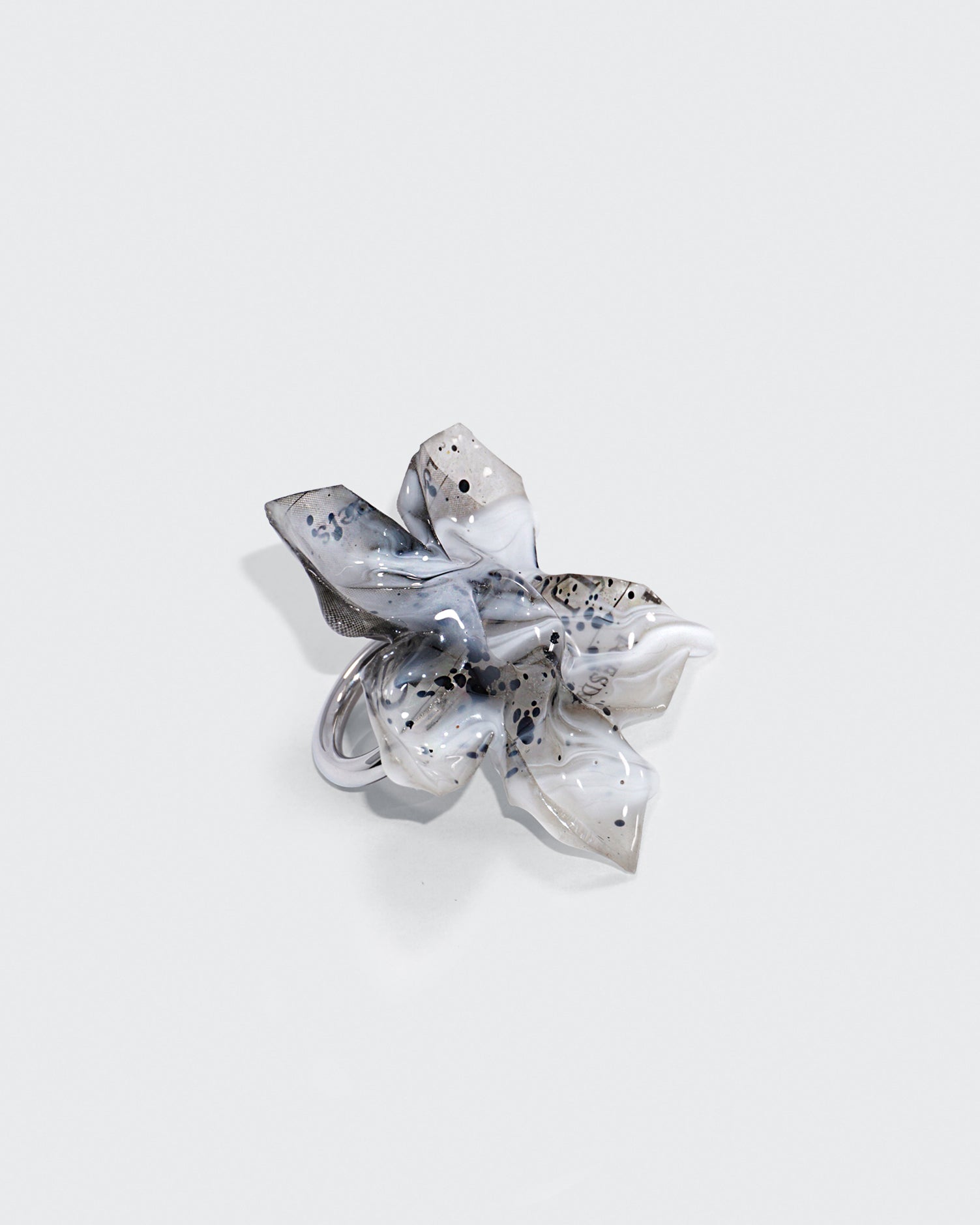 Milky Blossom Ring